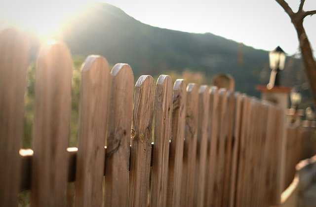 How Much Does It Cost to Fence...